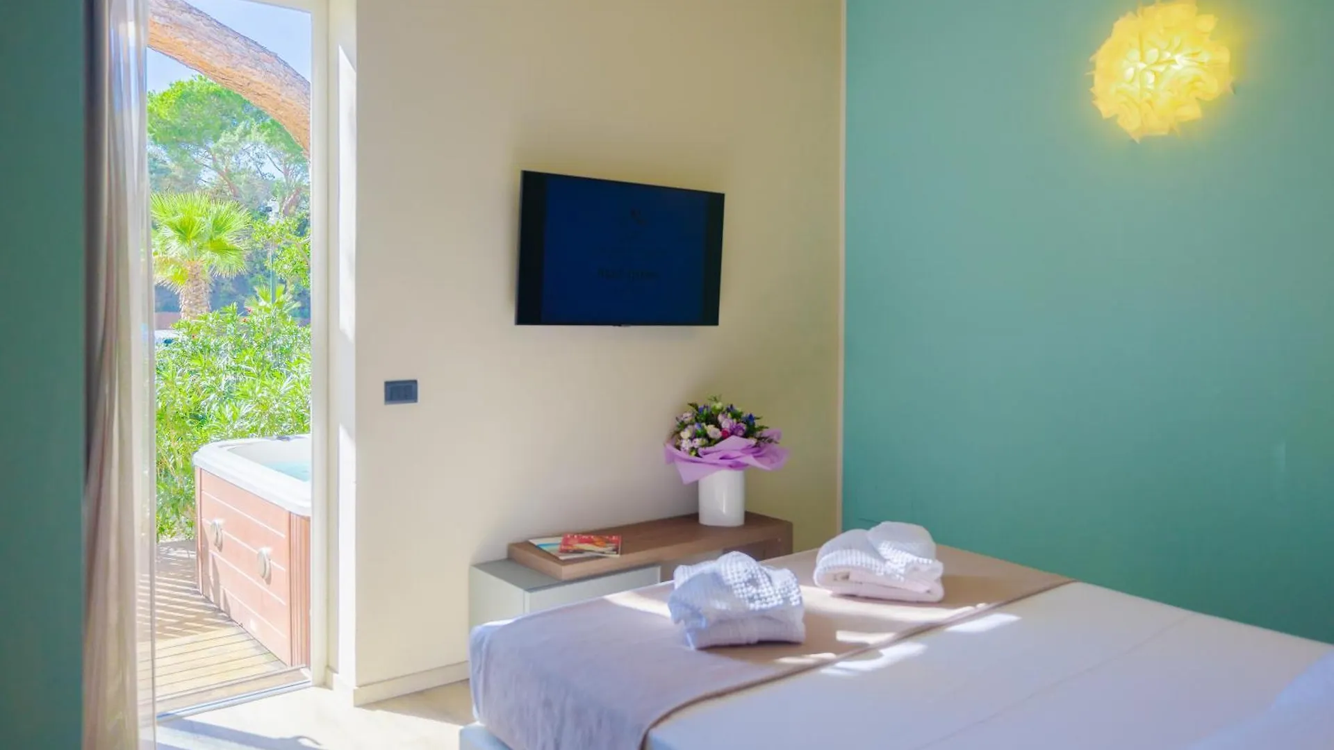 Tuscany Hotel Alle Dune Marina di Castagneto Carducci 4*,