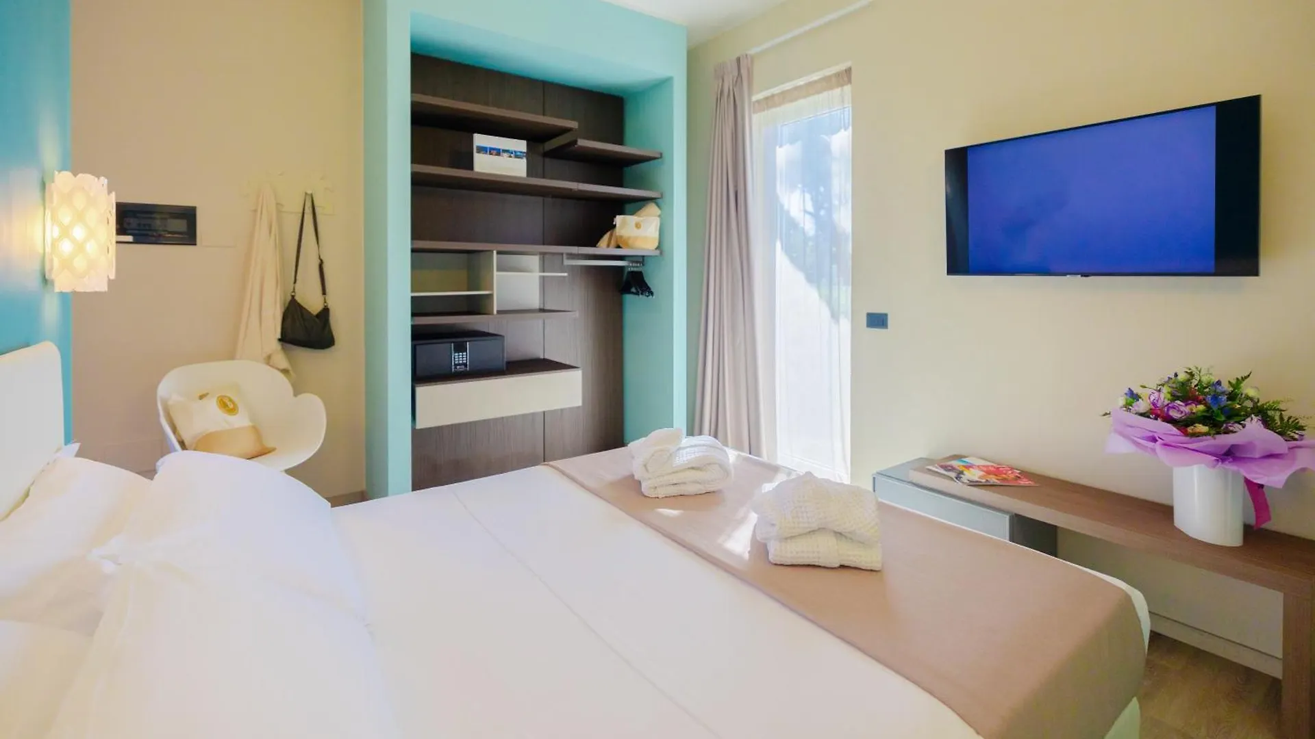 Tuscany Hotel Alle Dune Marina di Castagneto Carducci 4*,  Italy