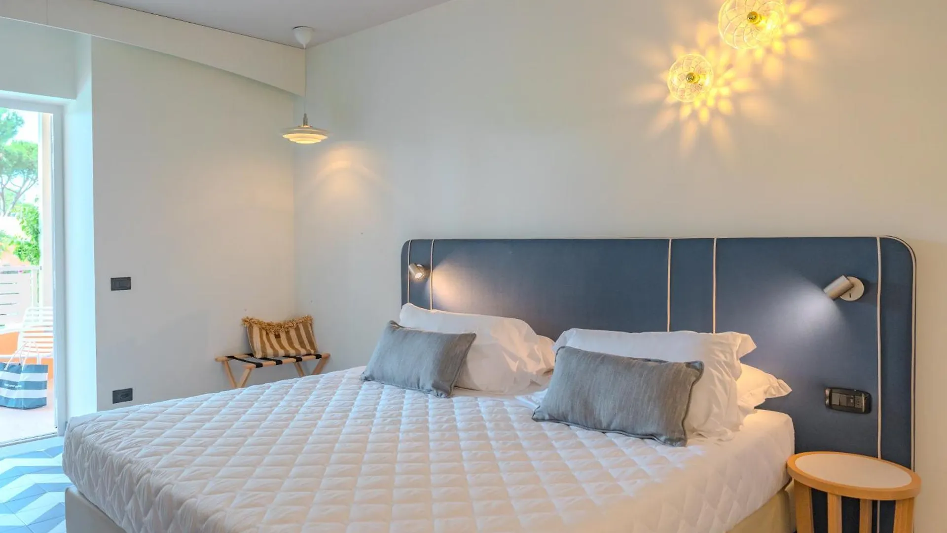 Tuscany Hotel Alle Dune Marina di Castagneto Carducci 4*,